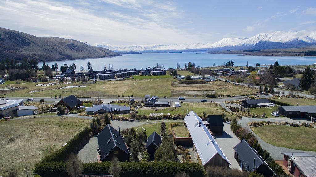 The Black House With Stunning Outdoor Bath Lake Tekapo Eksteriør bilde