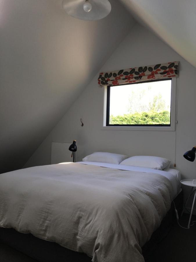 The Black House With Stunning Outdoor Bath Lake Tekapo Eksteriør bilde